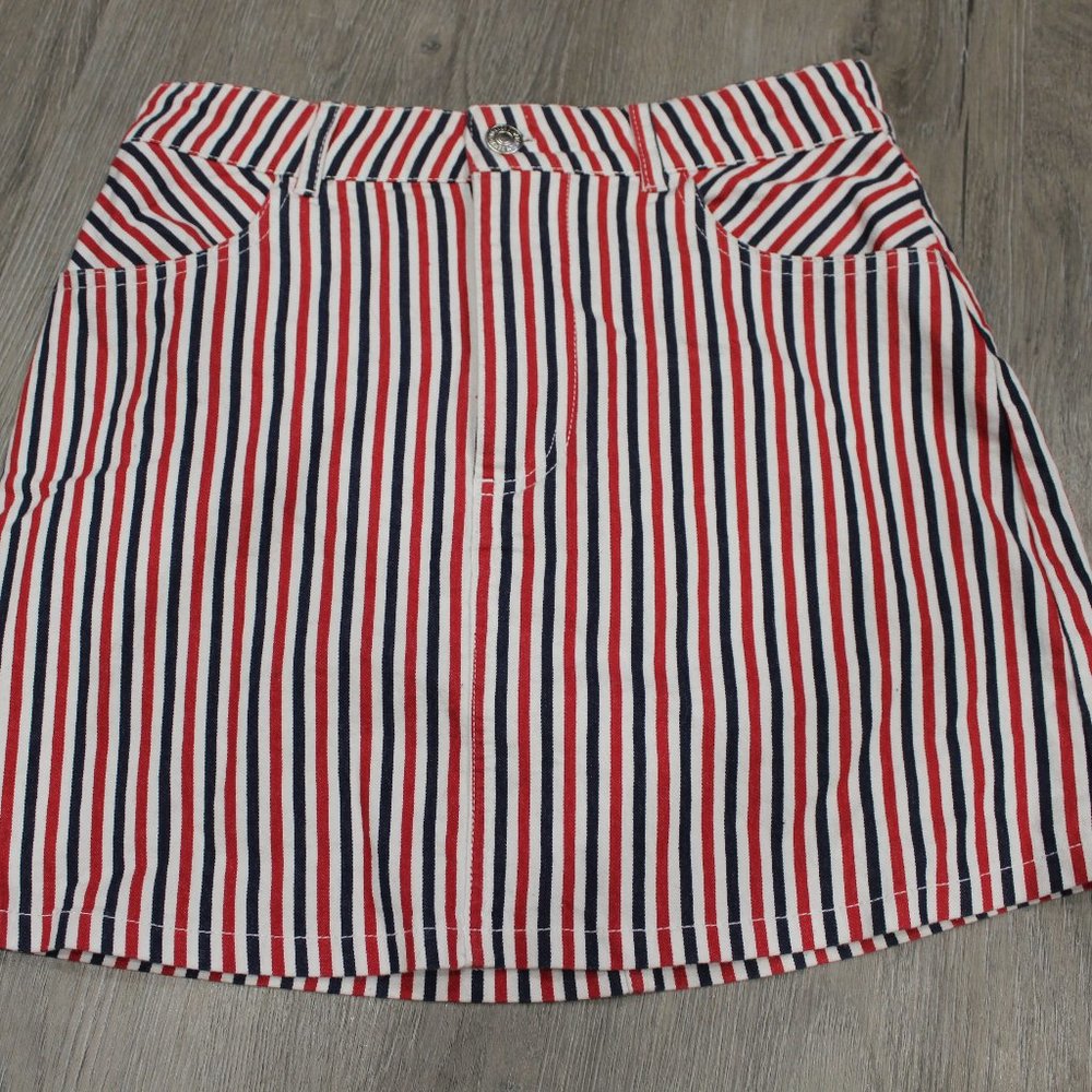 Forever 21 Women's Red & White Striped Mini Skirt
